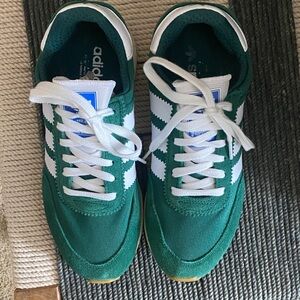 Like New adidas Green and White I-5923 Sneakers Size 8